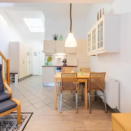 Elegant Eingerichtete Апартаменты Гранцов