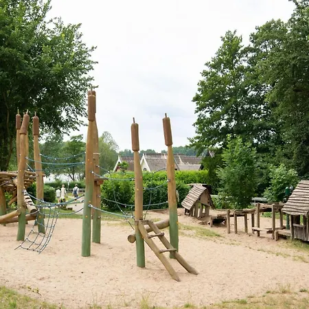 Elegant Eingerichtete Daire Granzow